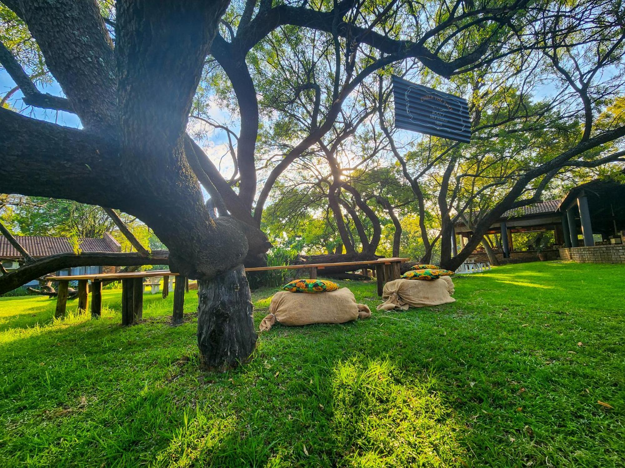 The Venue Country Hotel & Spa Pelindaba Bagian luar foto