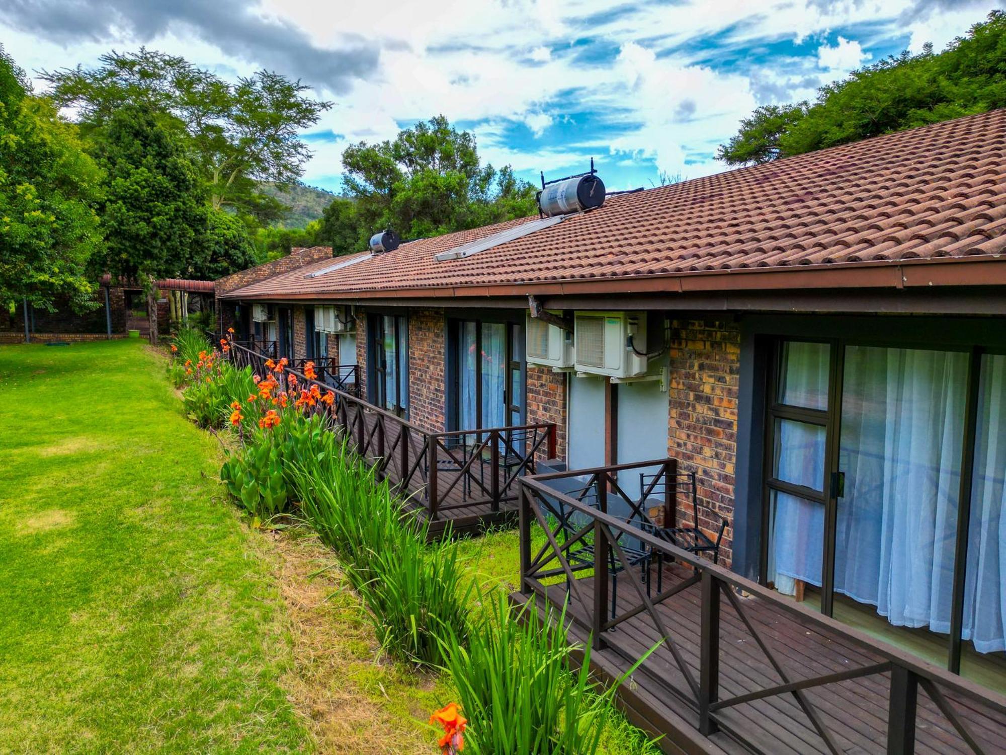 The Venue Country Hotel & Spa Pelindaba Bagian luar foto