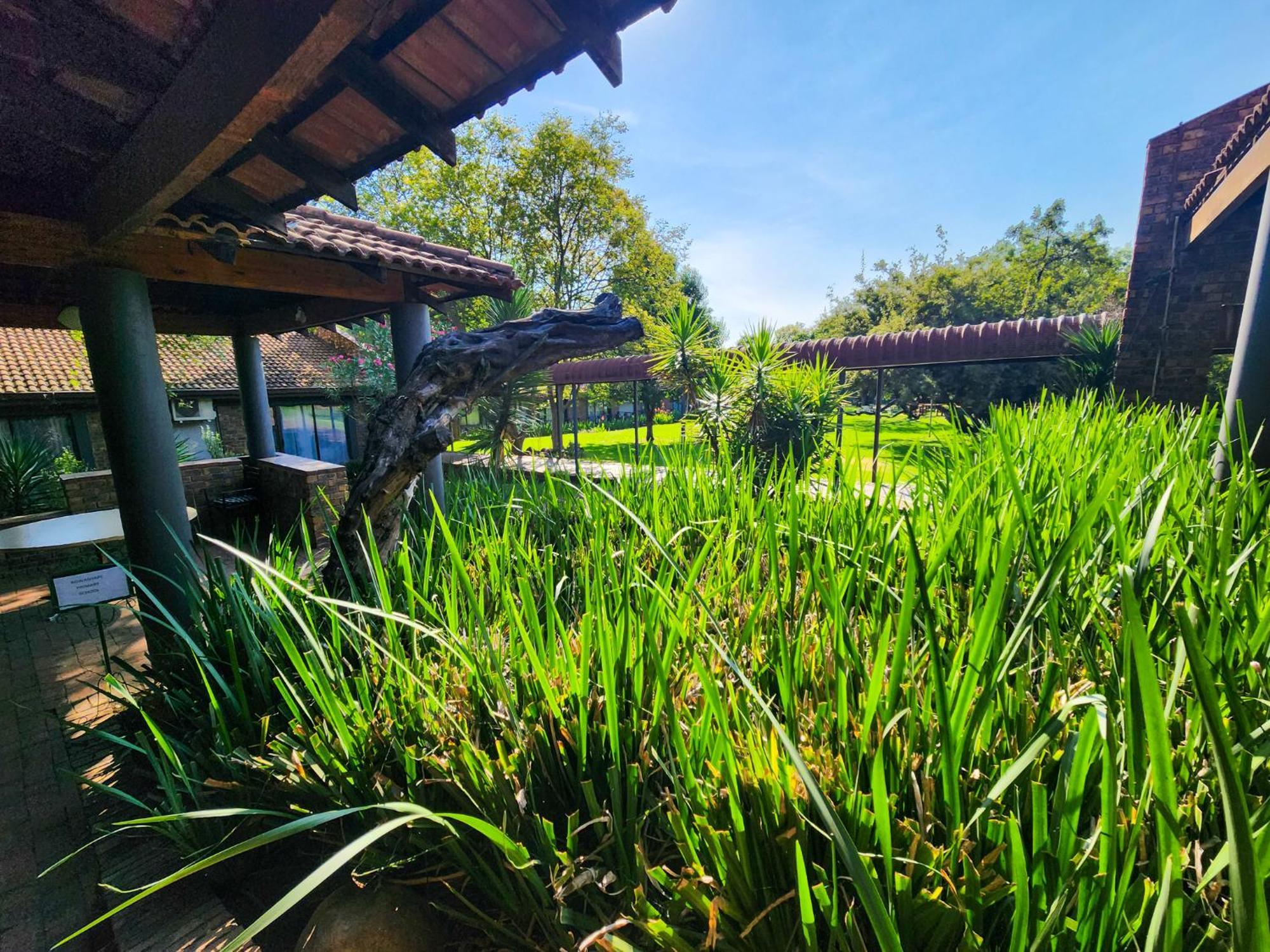 The Venue Country Hotel & Spa Pelindaba Bagian luar foto